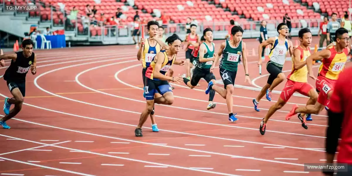 汗水与荣耀的舞台，等你来战！⚽ 报名即享专属福利，点击开启征程！